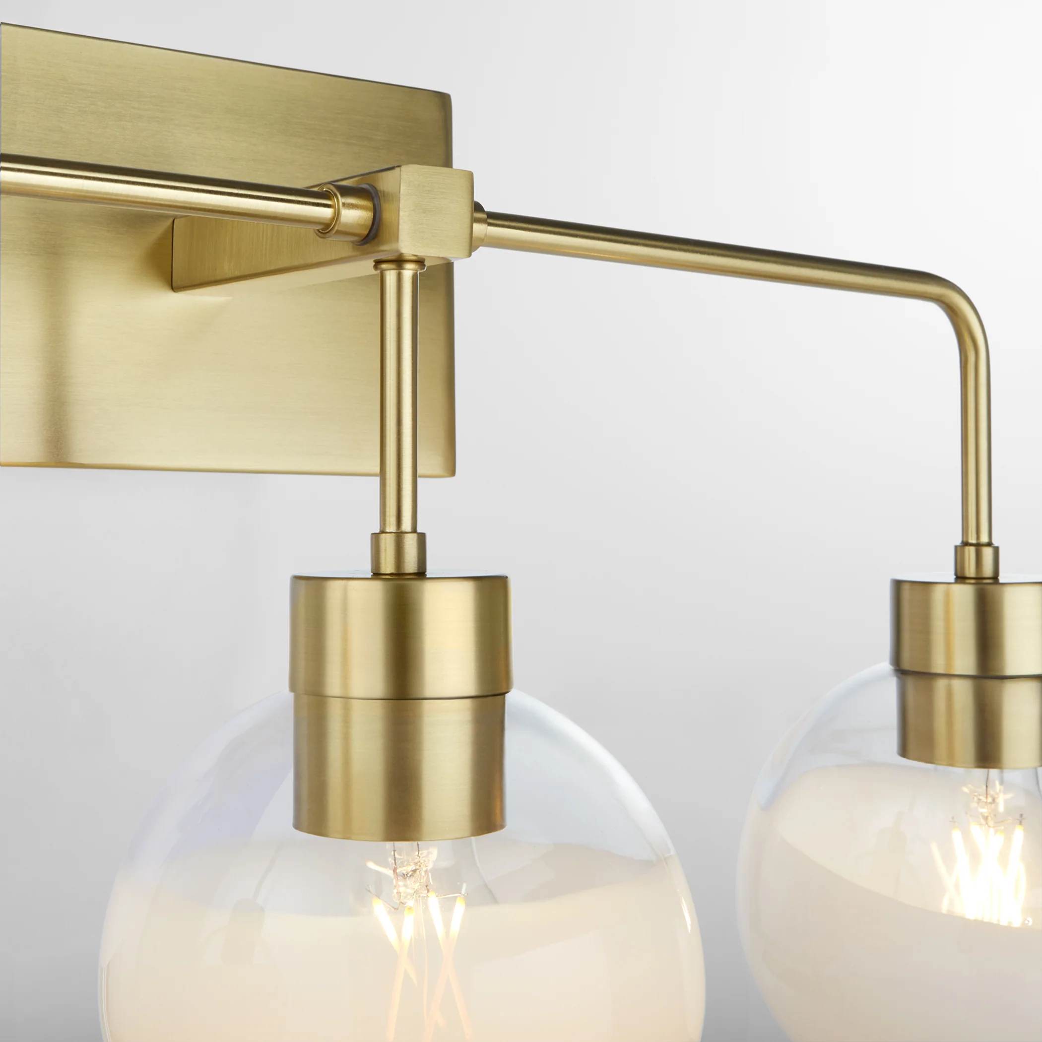 Lacy 3-light Bath Vanity Light Aged Brass - Image 4