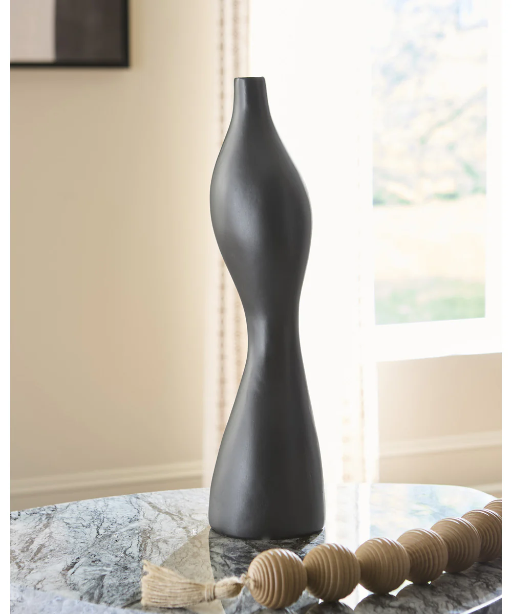 Judsen Vase Black - Image 2