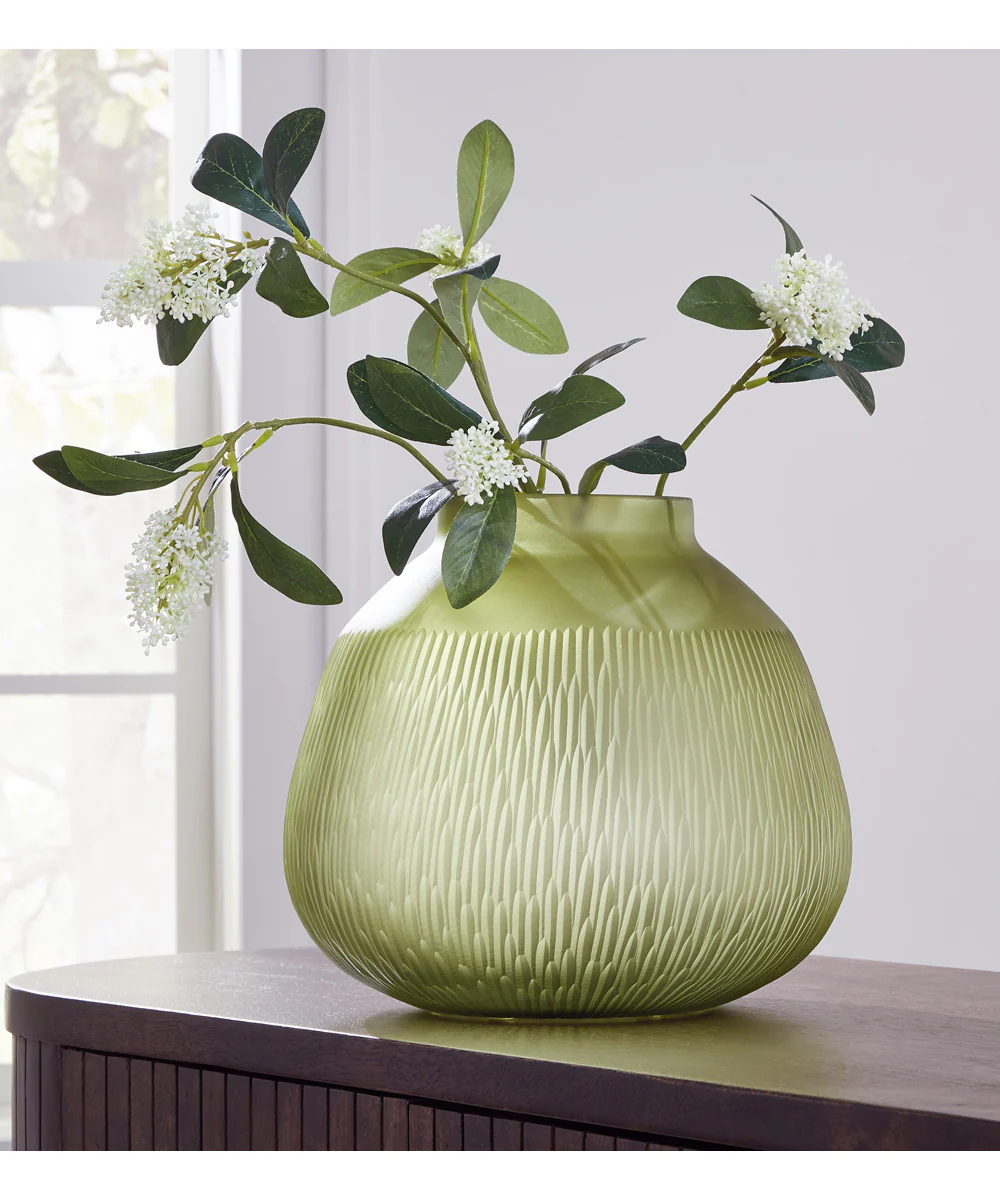 Scottyard Vase Olive Green - Image 2